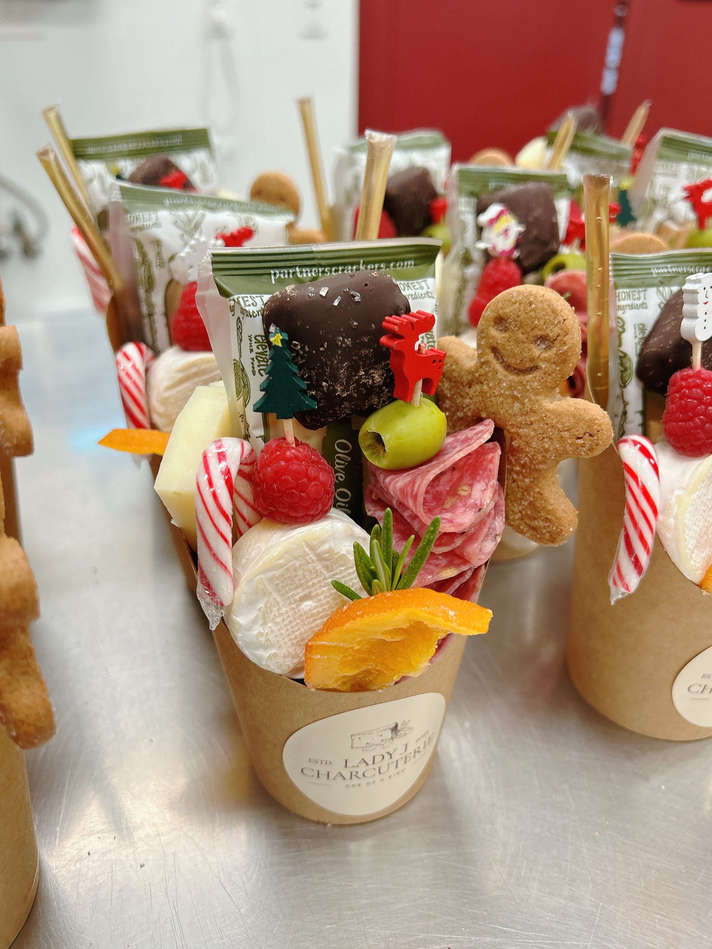 Charcuterie Cups (Christmas Edition)