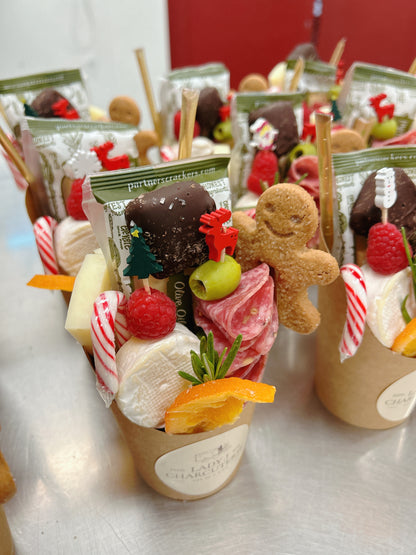 Charcuterie Cups (Christmas Edition)