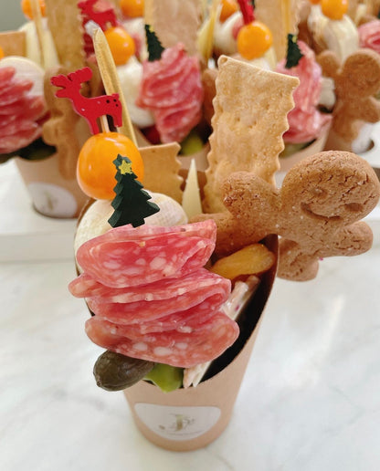 Charcuterie Cups (Christmas Edition)